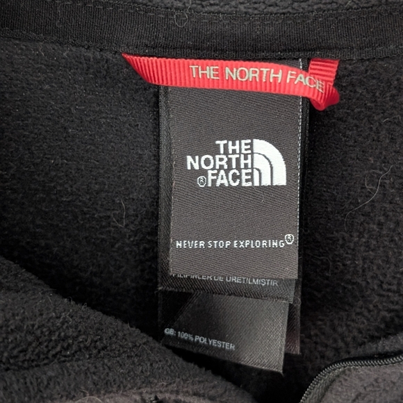 The North Face Polartec 1/4 Zip Black Fleece Pullover - Picture 7 of 10